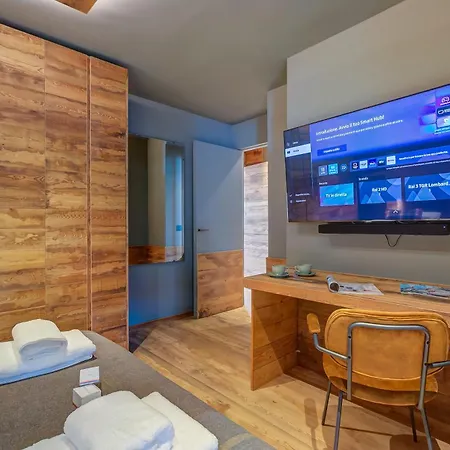 Simona Luxury Few Steps From - Happy Apartamento *