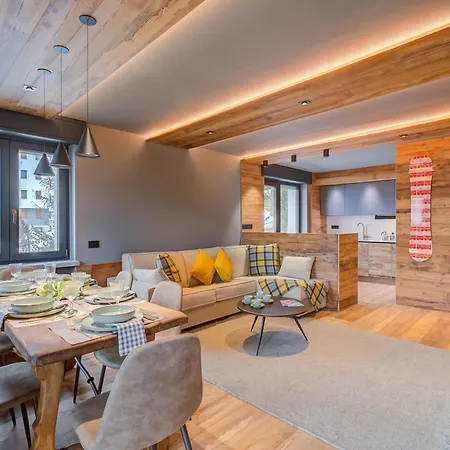 Simona Luxury Few Steps From - Happy Apartamento Sestriere